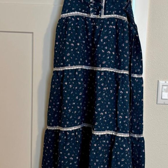 EMERSON FRY tiered maxi dress in Anne Majorca flowers Small - Picture 4 of 4